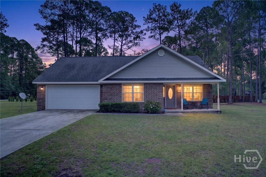 30 Vandiver Street