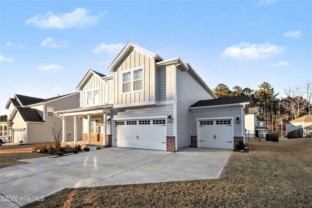 Photo of 162 Hickory Grove Drive, Sanford, NC 27330 (MLS # 100555858)