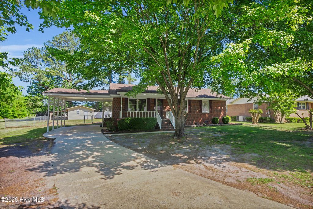 Photo of 720 Poplar Street, Faison, NC 28341 (MLS # 100569112)