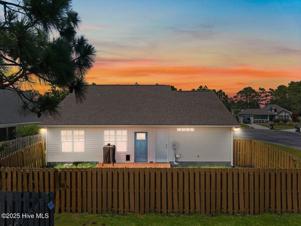 Photo of 4277 Cherry Laurel Lane SE, Southport, NC 28461 (MLS # 100518227)