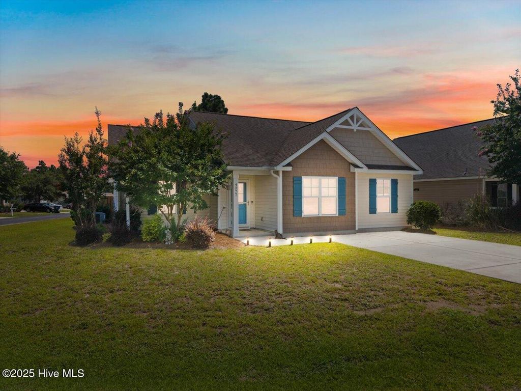 Photo of 4277 Cherry Laurel Lane SE, Southport, NC 28461 (MLS # 100518227)