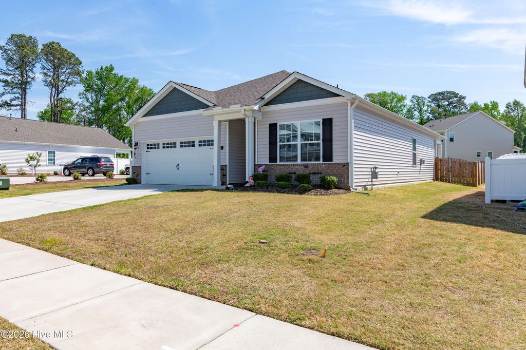 Photo of 1015 Saddlebrook Drive, Rocky Mount, NC 27804 (MLS # 100567775)