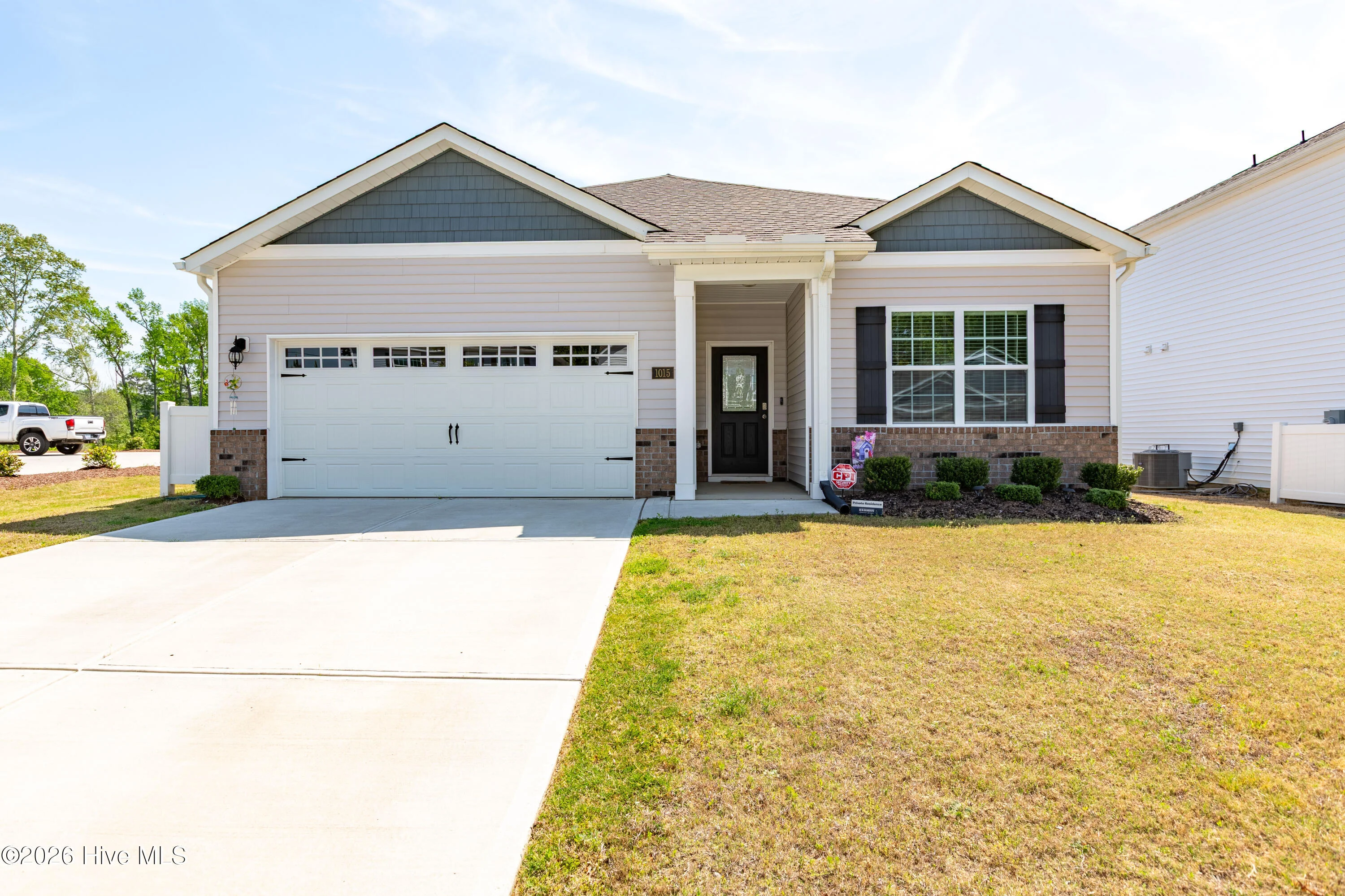 1015 Saddlebrook Drive