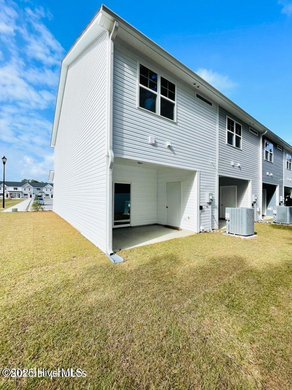 Photo of 724 Cross Bridge Way, Sneads Ferry, NC 28460 (MLS # 100539560)