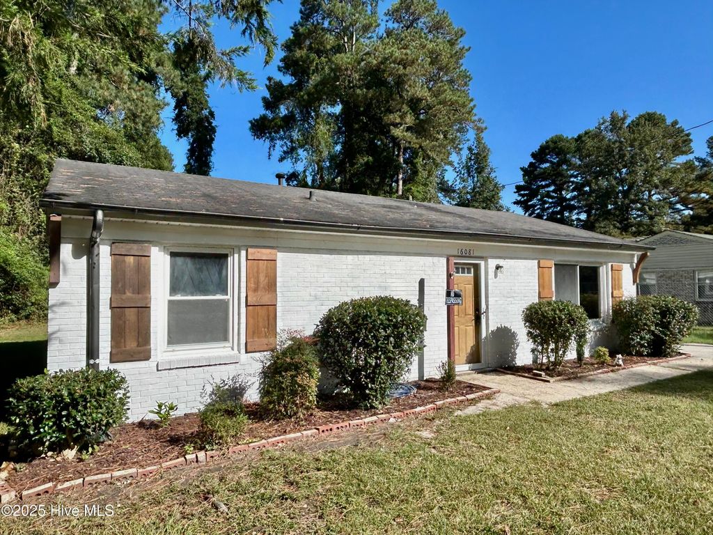 Photo of 16081 Bronco Drive, Laurinburg, NC 28352 (MLS # 100534020)