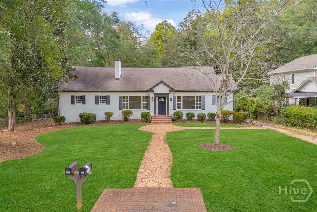 590 Highland Avenue