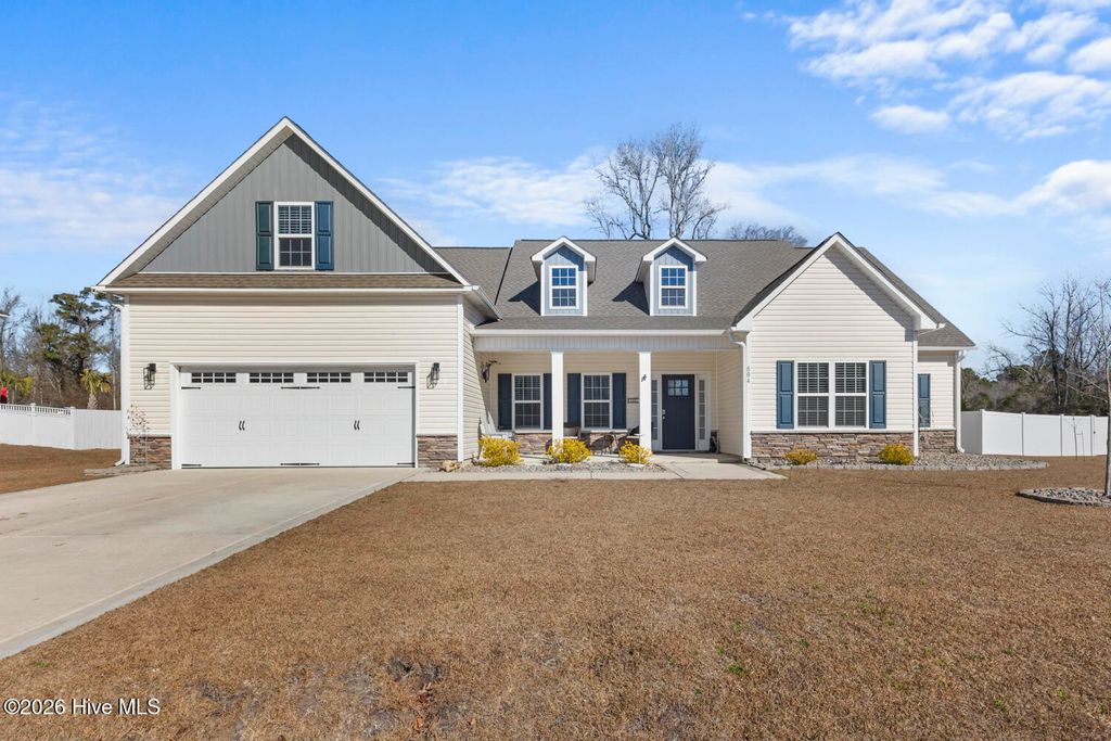 Photo of 804 Colchester Reef Run, Sneads Ferry, NC 28460 (MLS # 100549139)