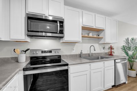 Tiny photo for 1014 Course Lane, Surf City, NC 28455 (MLS # 100586272)