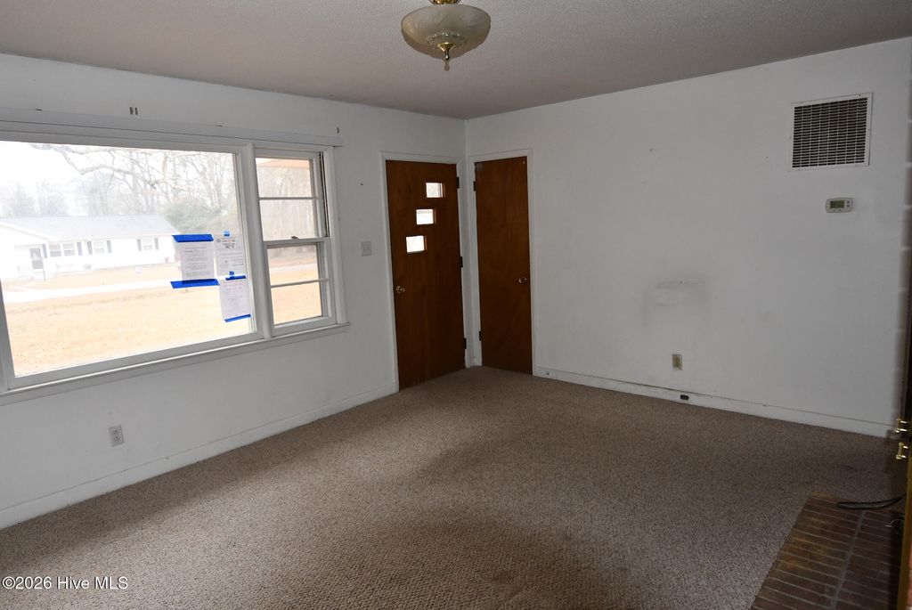 Photo of 1692 Murray Circle, Kinston, NC 28501 (MLS # 100549934)