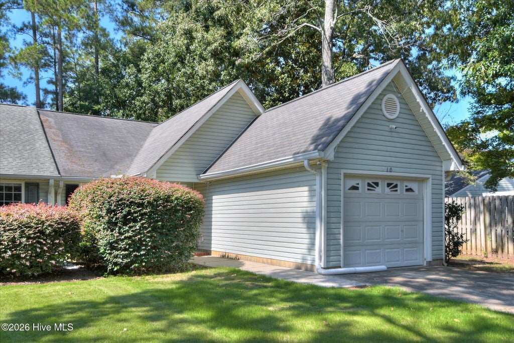 Photo of 10 Panorama Place, Aiken, SC 29803 (MLS # 100603829)