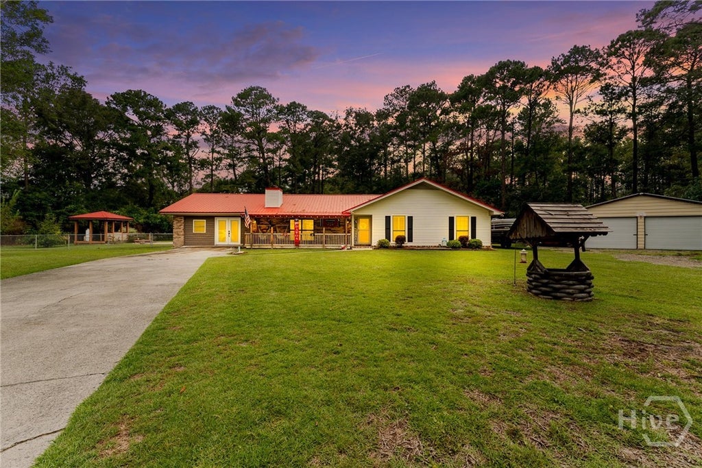 Photo of 177 Bea Road, Richmond Hill, GA 31324 (MLS # SA364322)
