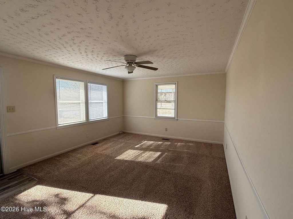 Photo of 304 Old Hammock Road, Swansboro, NC 28584 (MLS # 100555288)