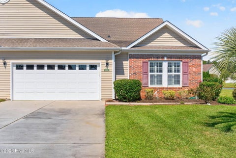 Townhouse For Sale - 1008 Cypress Springs Court<br/> Calabash, NC 28467