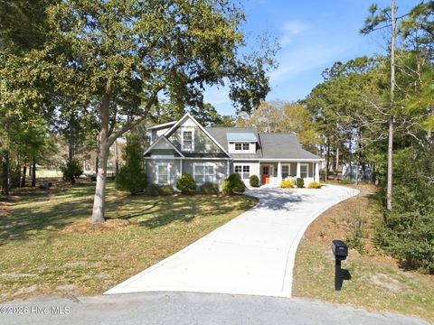 Homes For Sale - 104 Divot Court<br/> Pender County, Hampstead, NC 28443
