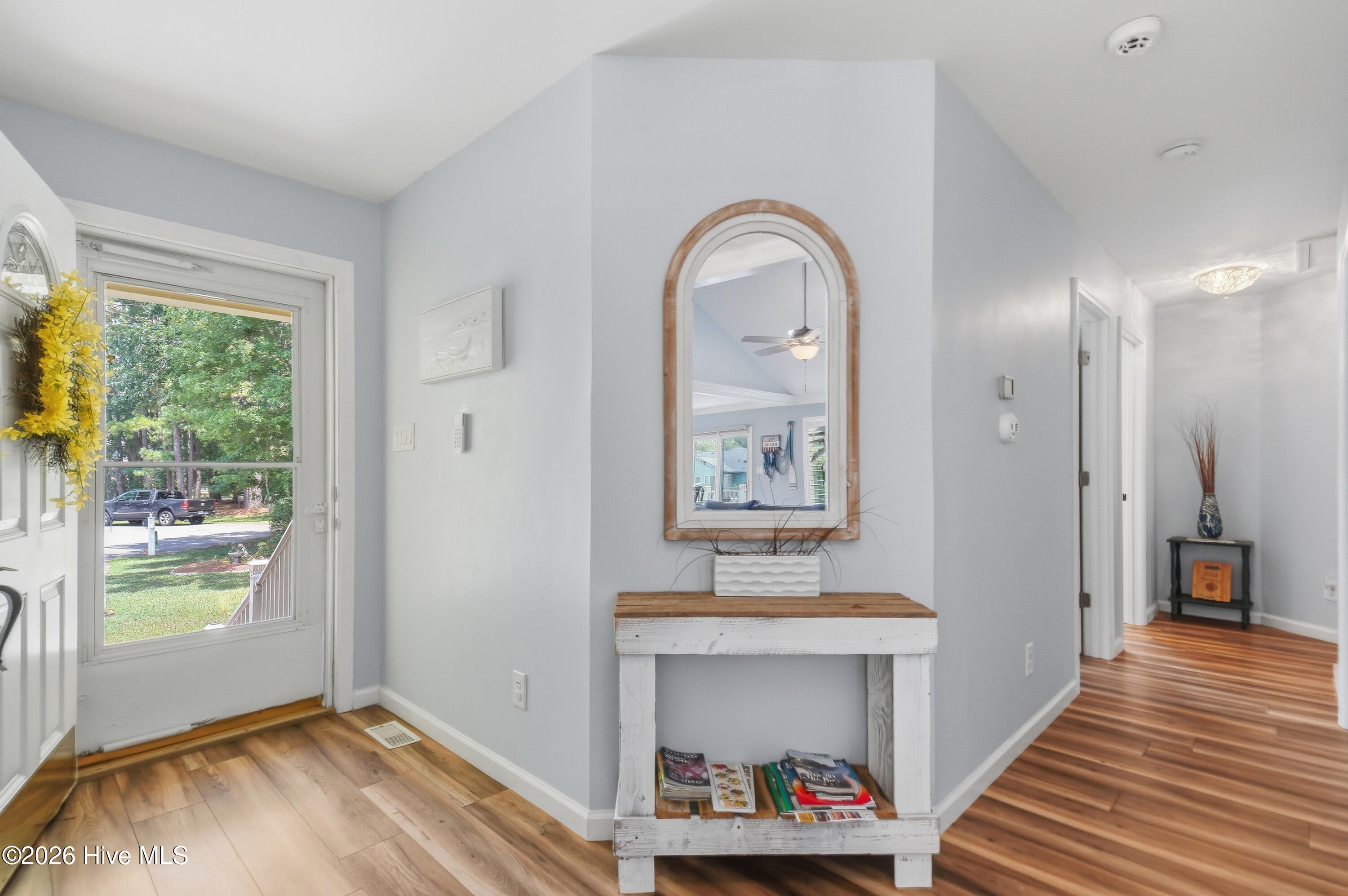 109 Commander Circle