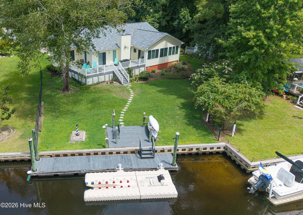 Photo of 109 Commander Circle, New Bern, NC 28562 (MLS # 100599876)