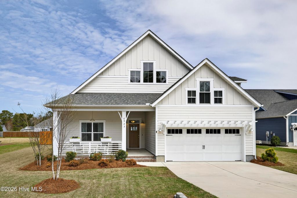 Photo of 6923 Campbells Ridge Drive SE, Leland, NC 28451 (MLS # 100564336)