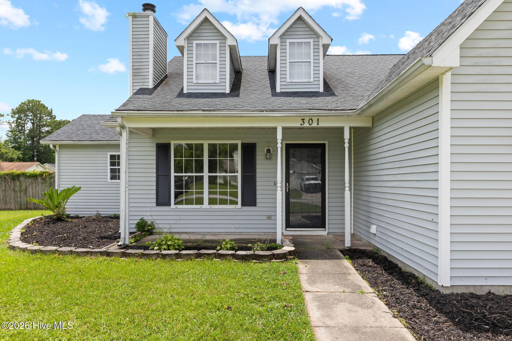 301 Paddock Place