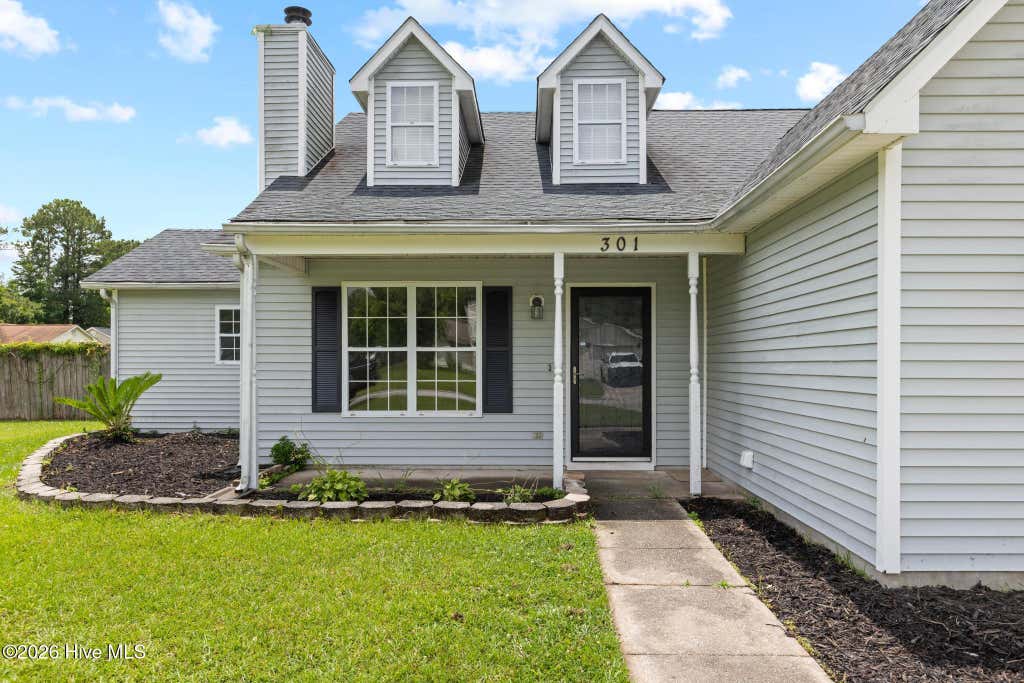 Photo of 301 Paddock Place, Jacksonville, NC 28546 (MLS # 100587760)
