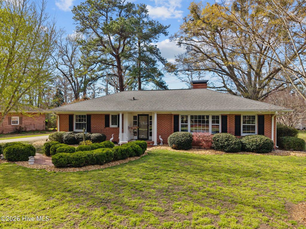 Photo of 147 Honey Pod Farm Road, Washington, NC 27889 (MLS # 100561754)