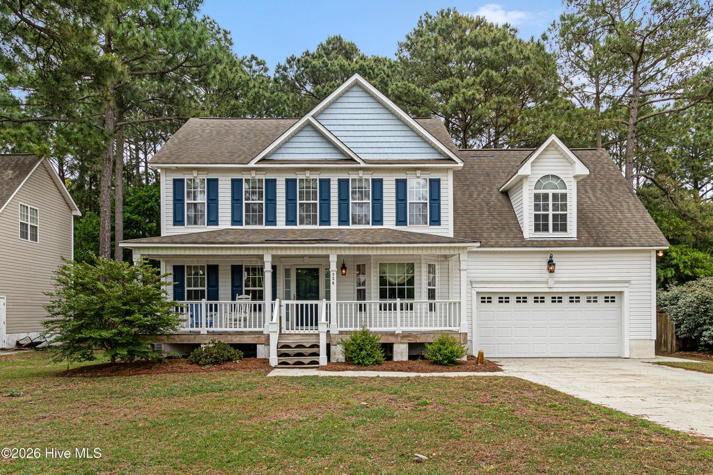Photo of 526 Pearson Circle, Newport, NC 28570 (MLS # 100570928)