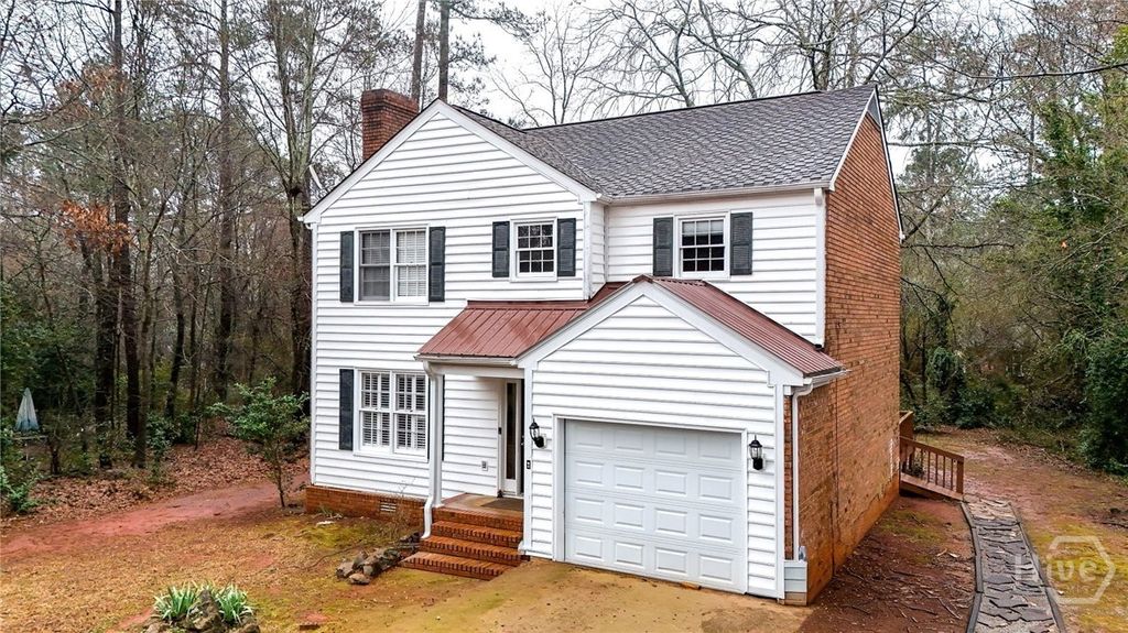 Photo of 174 Stonybrook Court, Athens, GA 30605 (MLS # CL350757)