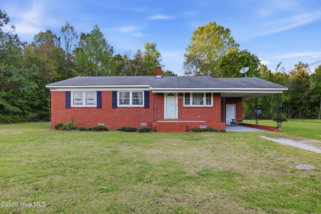 Photo of 6566 W Hwy 41 W, Trenton, NC 28585 (MLS # 100566686)