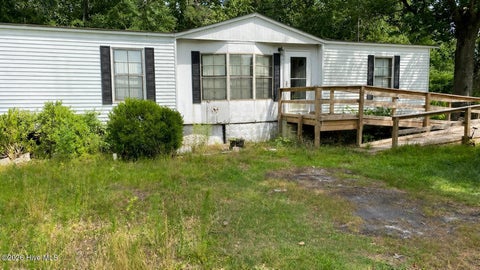Homes For Sale - 9559 Us 17 Highway<br/> Beaufort County, Chocowinity, NC 27817