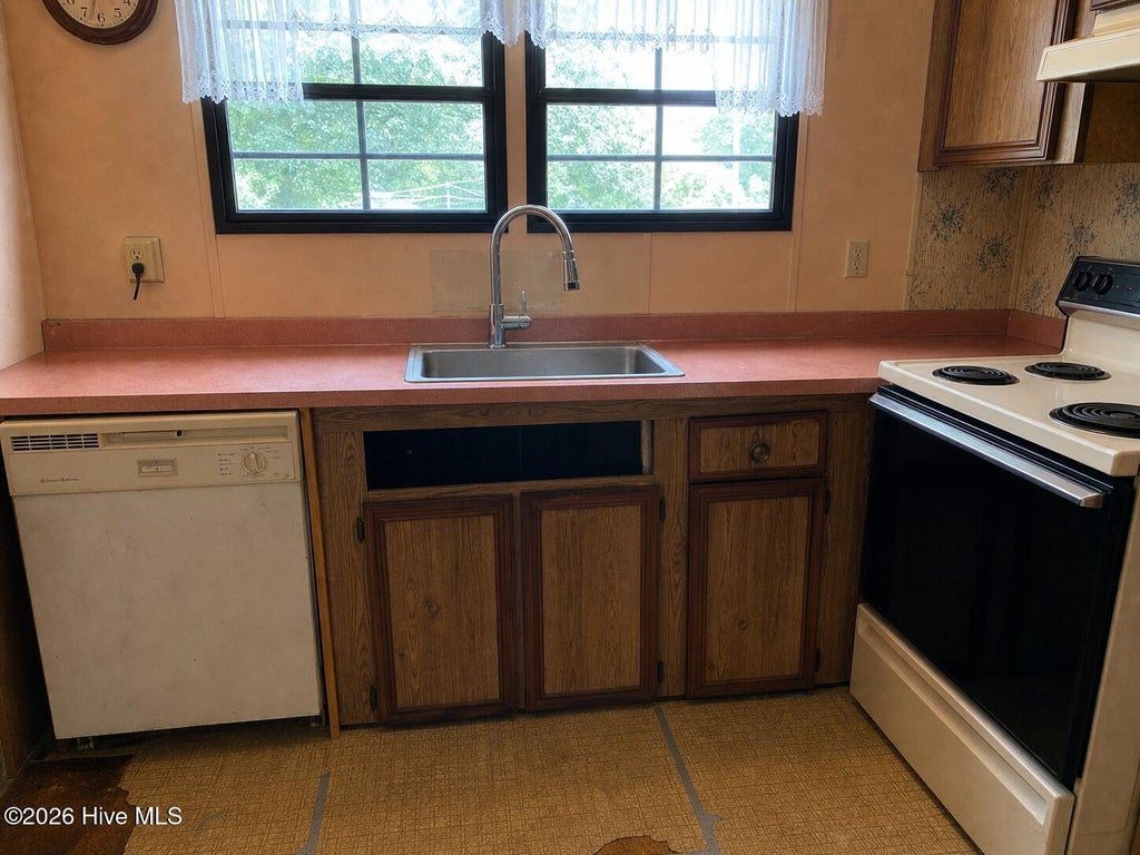 Photo of 9559 Us 17 Highway S, Chocowinity, NC 27817 (MLS # 100583822)