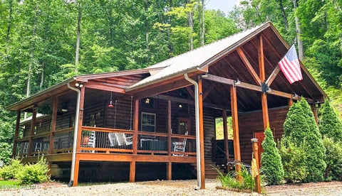Homes For Sale - 799 Cherokee Oaks Road<br/> Murphy, NC 28906