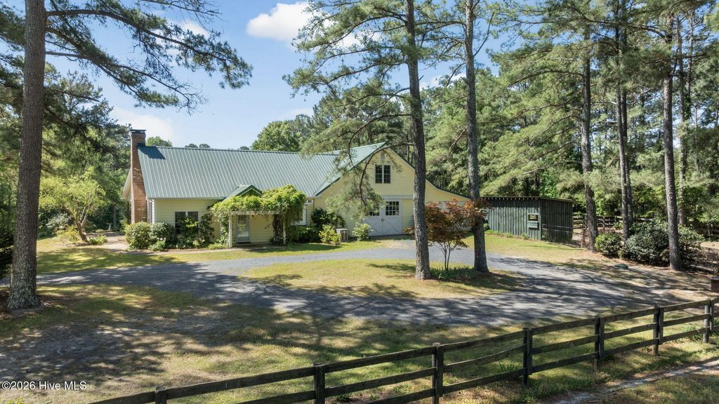 Photo of 2265 Lakebay Road, Vass, NC 28394 (MLS # 100571339)