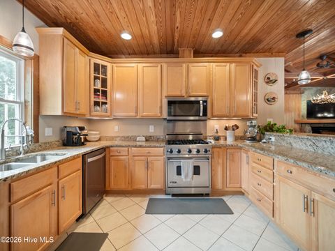 Tiny photo for 221 Estate Road, Atkinson, NC 28421 (MLS # 100571843)
