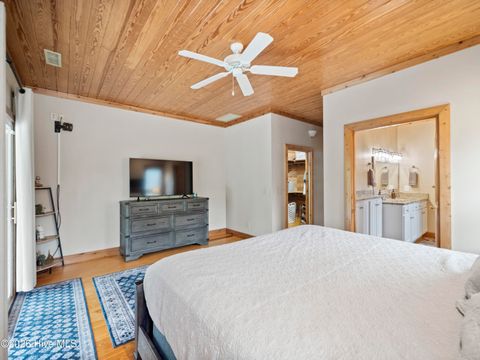 Tiny photo for 221 Estate Road, Atkinson, NC 28421 (MLS # 100571843)