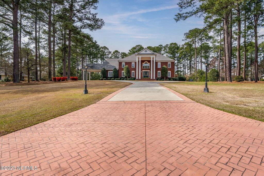 Photo of 3422 Buena Vista Court, Kinston, NC 28504 (MLS # 100557964)