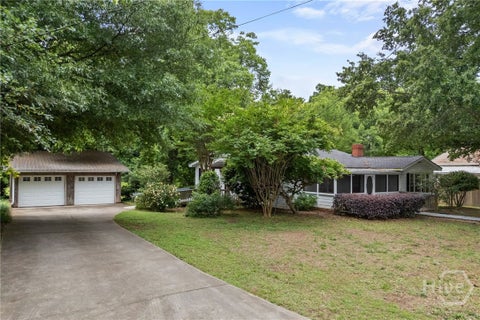 Homes For Sale - 362 S Jefferson Street<br/> Statham, GA 30666