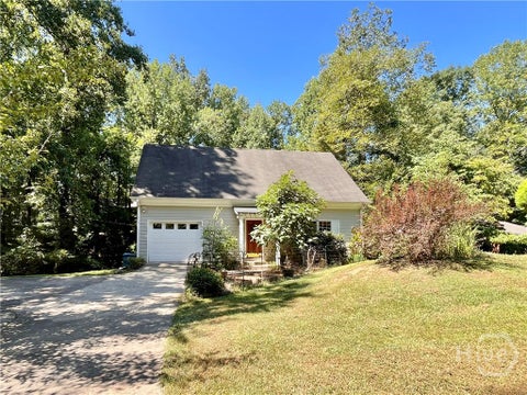 Photo of 215 McDuffie Drive, Athens, GA 30605 (MLS # CL363271)
