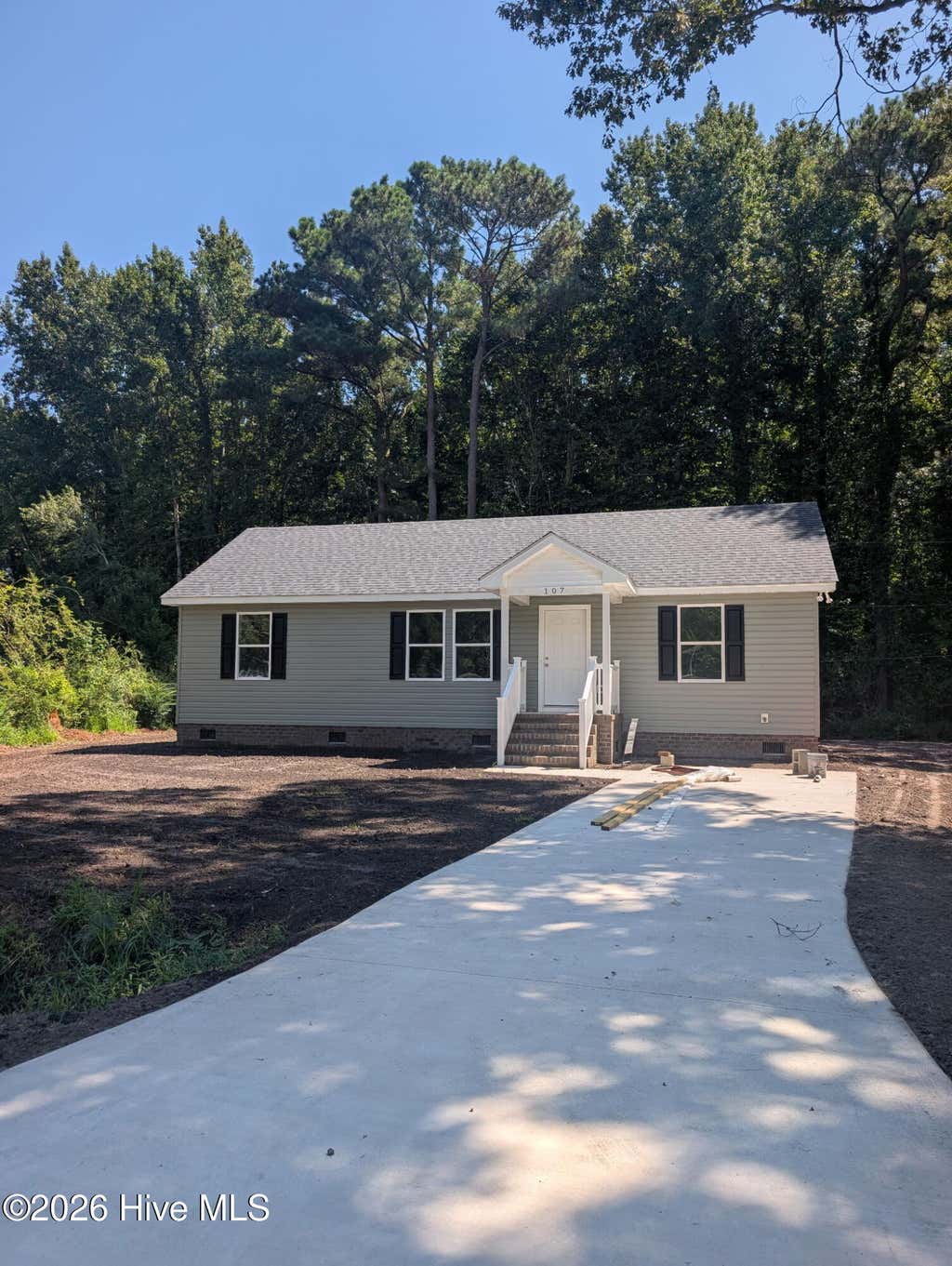 Photo of 107 Poplar Circle, Moyock, NC 27958 (MLS # 100597625)