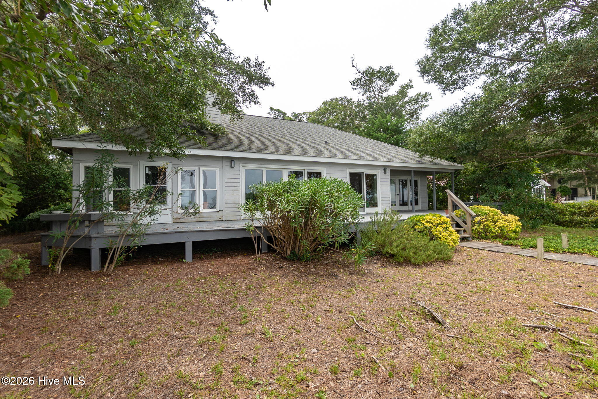 270 Oakleaf Drive