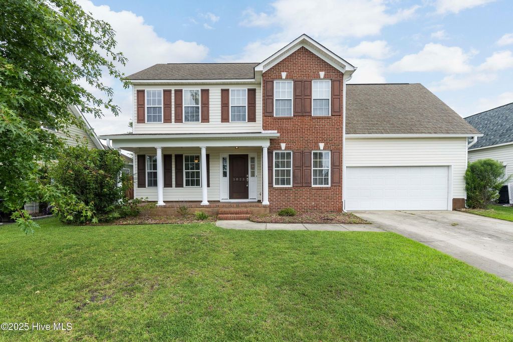 Photo of 5023 Trumpet Vine Way, Wilmington, NC 28412 (MLS # 100527201)