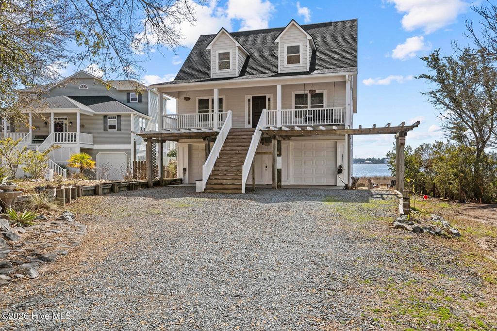 Photo of 1039 Chadwick Shores Drive, Sneads Ferry, NC 28460 (MLS # 100557619)