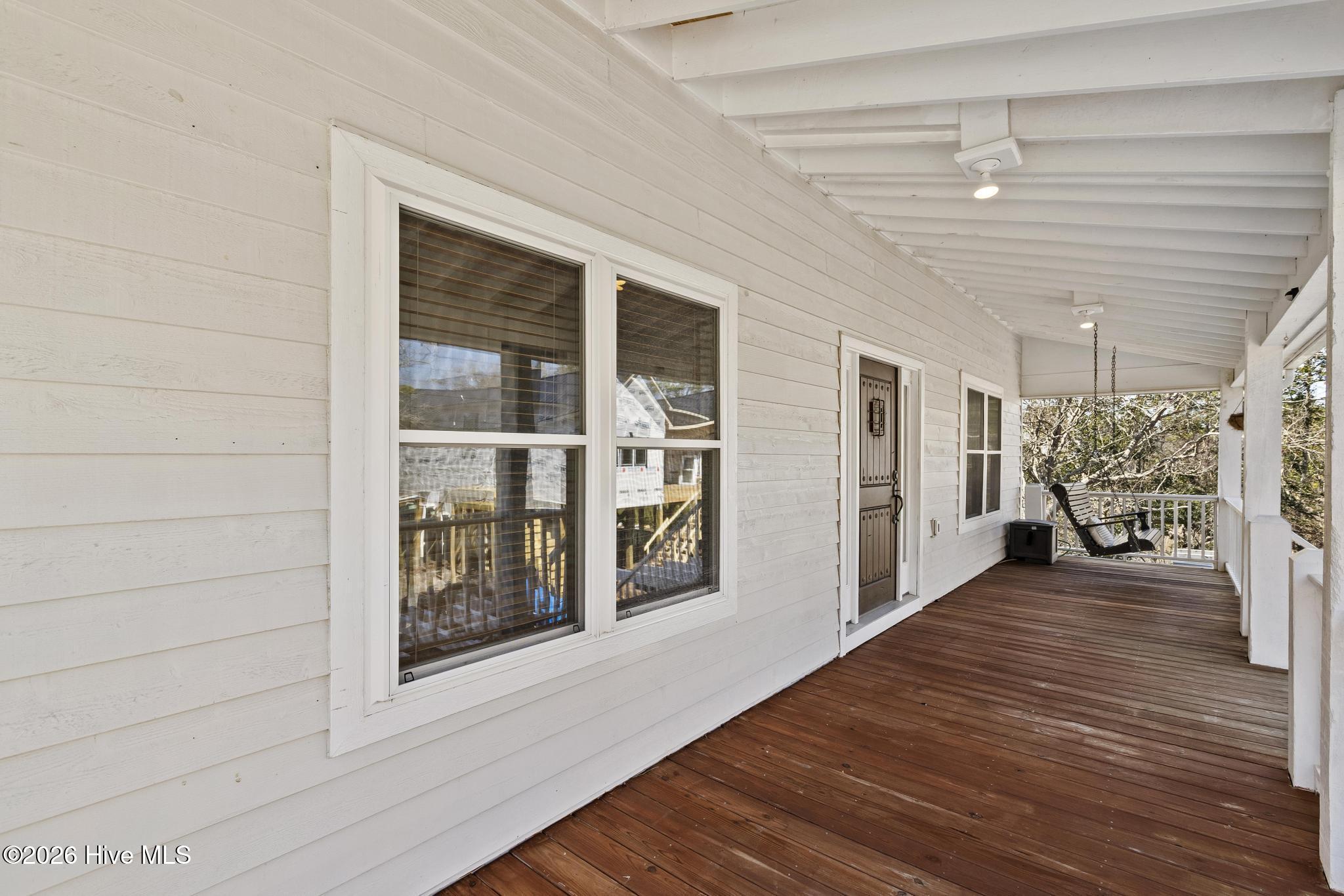 1039 Chadwick Shores Drive