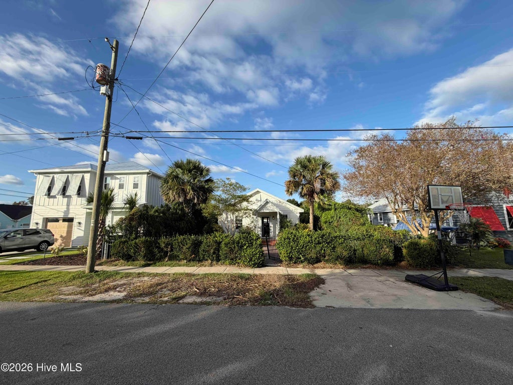 Photo of 416 Raleigh Avenue, Carolina Beach, NC 28428 (MLS # 100611600)