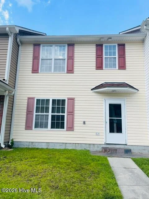 304 Comanche Trail