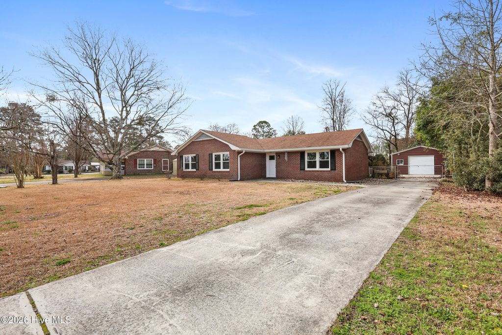 Photo of 204 Old Mill Road, Castle Hayne, NC 28429 (MLS # 100558857)
