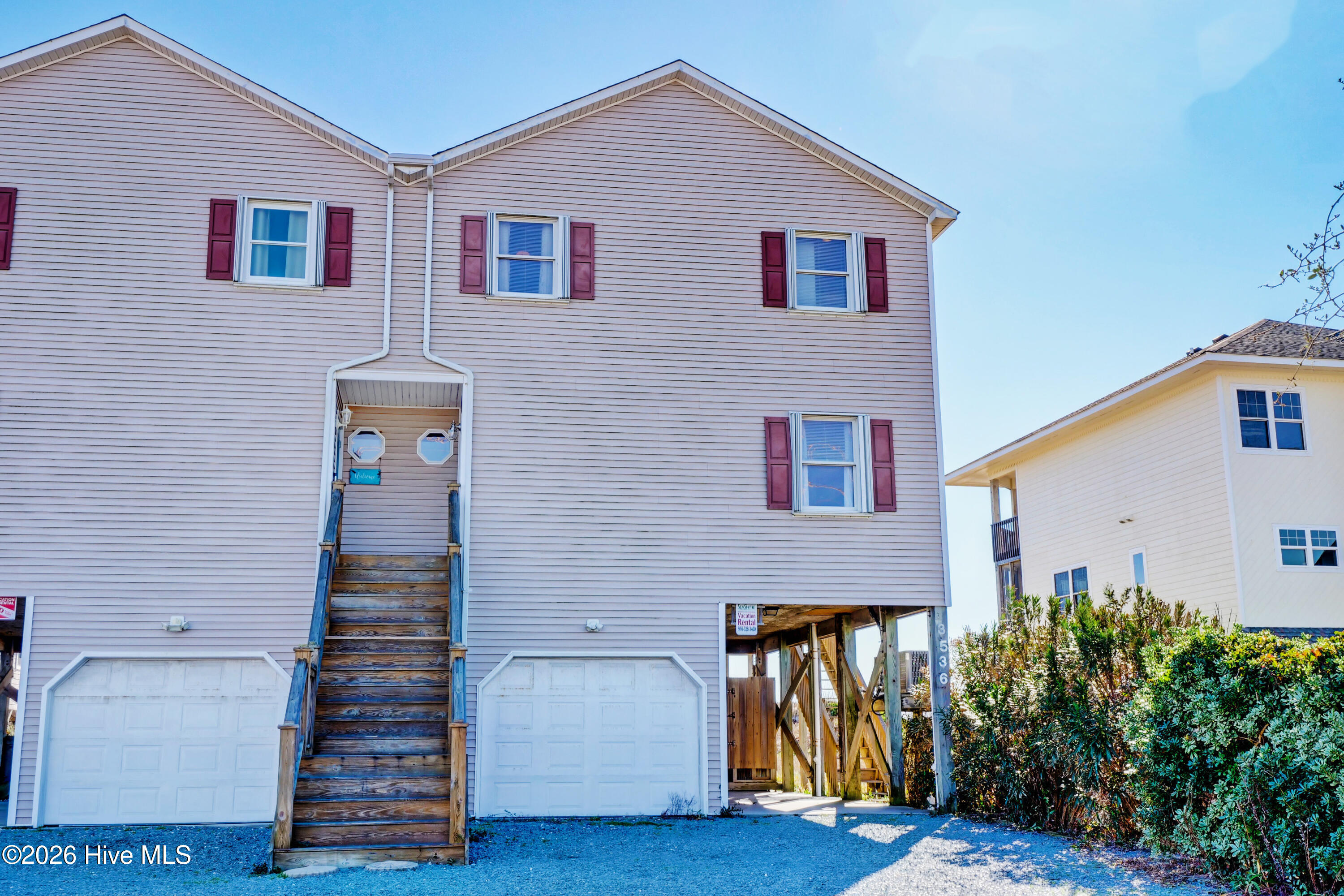 3536 Island Drive