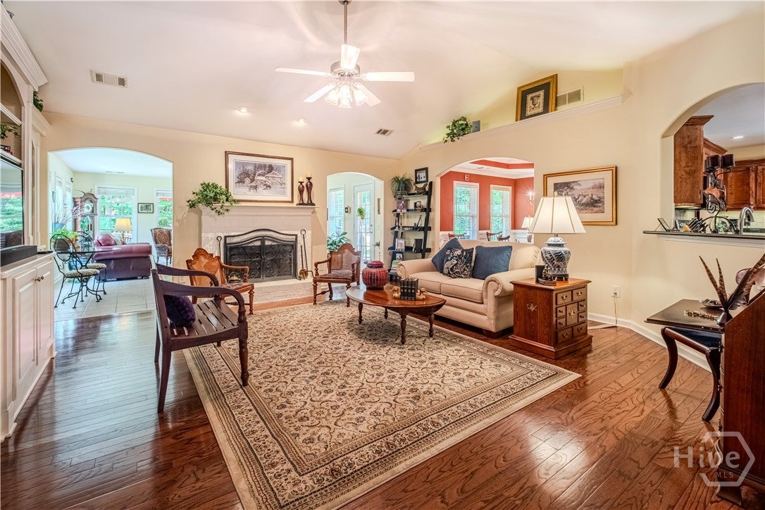 1170 Glen Lane
