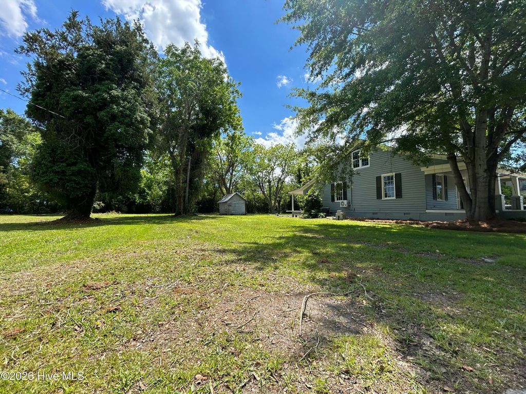 Photo of 317 W Grubb Street, Hertford, NC (MLS # 100572767)