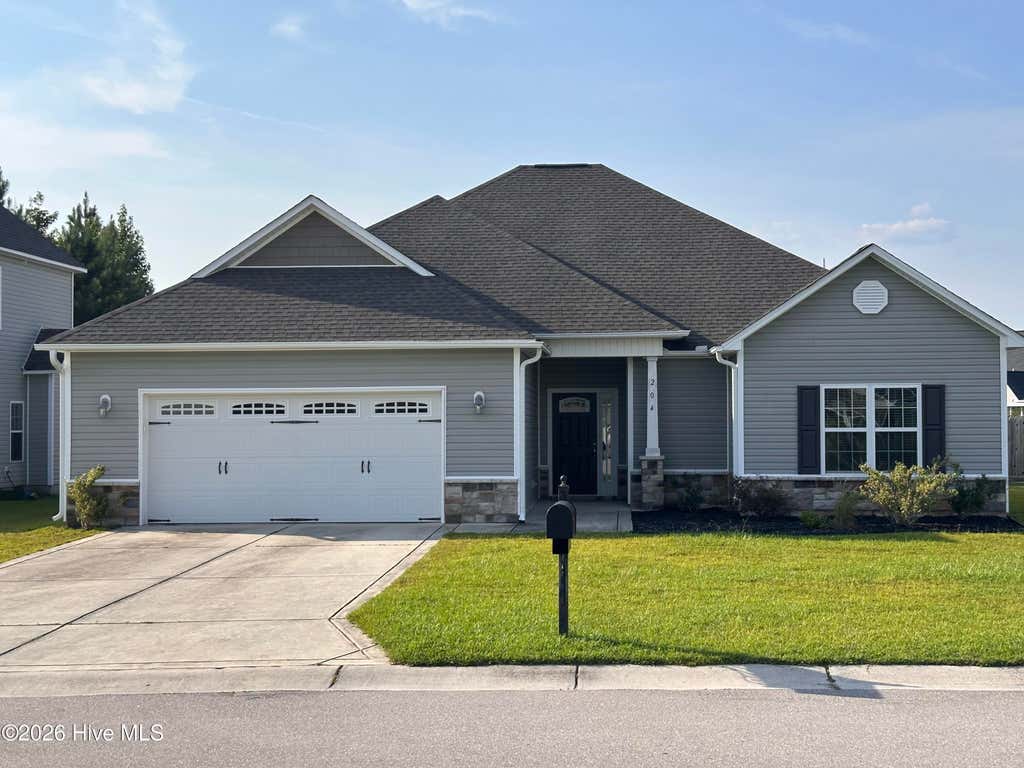 Photo of 204 Messenger Court, Jacksonville, NC 28546 (MLS # 100587298)