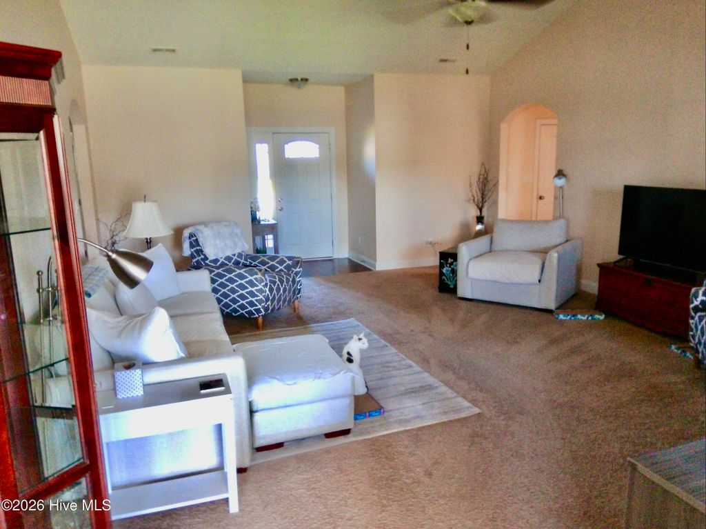 Photo of 204 Messenger Court, Jacksonville, NC 28546 (MLS # 100587298)