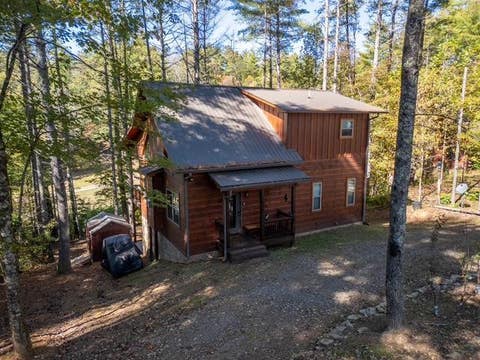 Homes For Sale - 331 Vineyard Creek Way<br/> Murphy, NC 28906